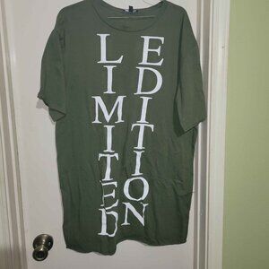 Fashion Nova Green LIMITED EDITION Tee/Tunic  in L